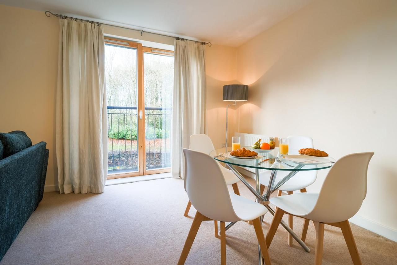 Huntley House Villa Milton Keynes Luaran gambar